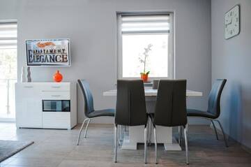 Фото номера Апартаменты с 2 спальнями Апартаменты Elegance Apartment г. Дзивнувек 78