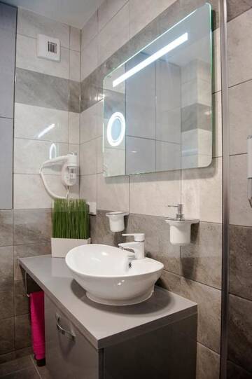 Фото номера Апартаменты с 2 спальнями Апартаменты Elegance Apartment г. Дзивнувек 56